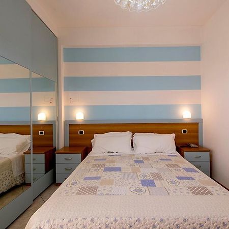 סן בנדטו דל טרנטו Hotel Le Soleil מראה חיצוני תמונה