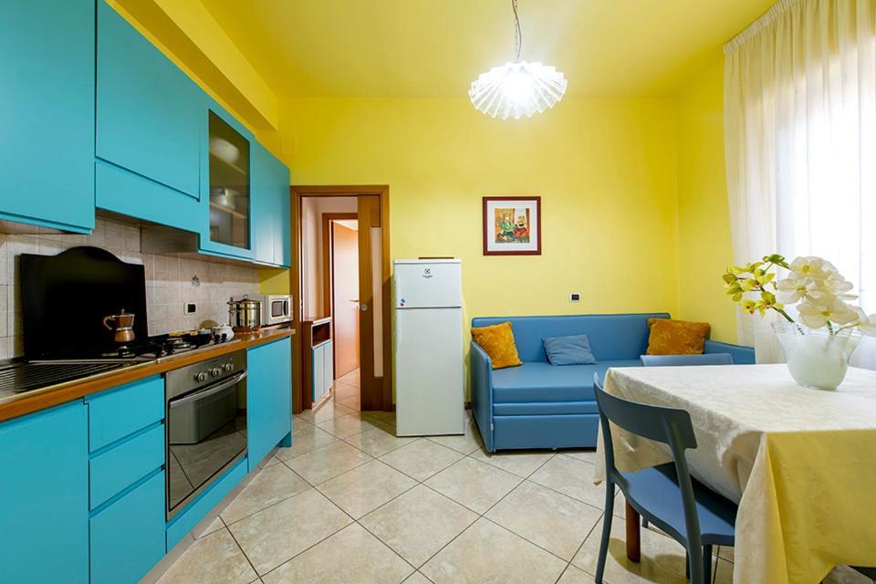 סן בנדטו דל טרנטו Hotel Le Soleil מראה חיצוני תמונה